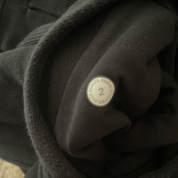 Lululemon 2021 Scuba Hoodie *Light Cotton Fleece Black Size 2 - Picture 8 of 10